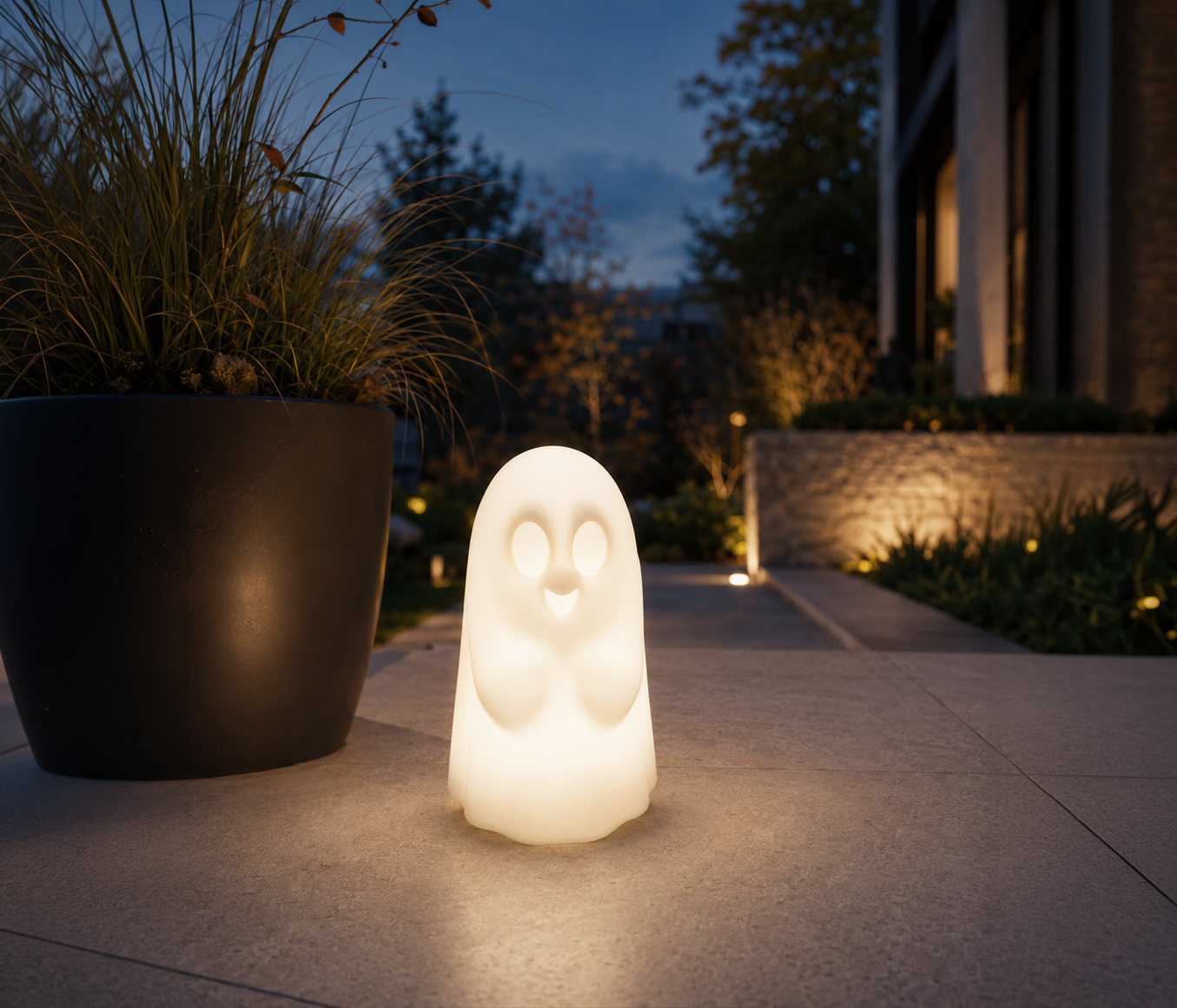 MeLiTec LED Geist Aurora – Halloween Dekoleuchte mit bewegtem RGBW-Lichteffekt, Solar & Fernbedienung MeLiTec LED Geist Aurora – Halloween Dekoleuchte mit bewegtem RGBW-Lichteffekt, Solar & Fernbedienung